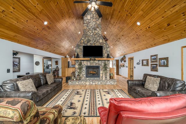 102 Hickory Ridge, Blairsville, GA 30512