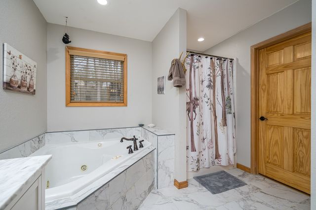102 Hickory Ridge, Blairsville, GA 30512