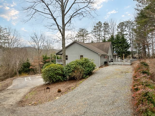 102 Hickory Ridge, Blairsville, GA 30512