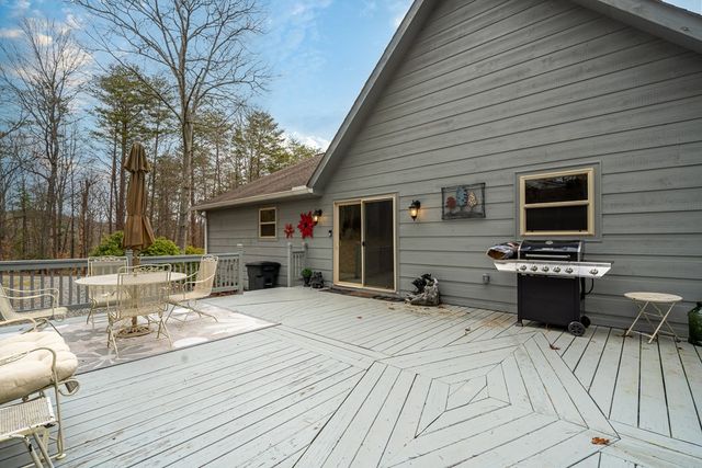 102 Hickory Ridge, Blairsville, GA 30512