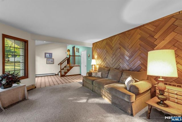 50 Snyder Avenue, Ramsey, NJ 07446