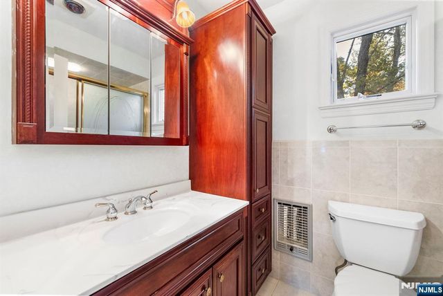 50 Snyder Avenue, Ramsey, NJ 07446