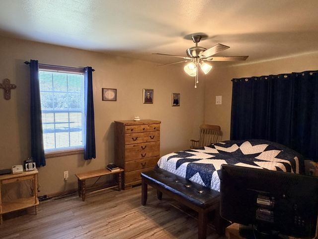 15908 Lawrence 2215, Verona, MO 65769