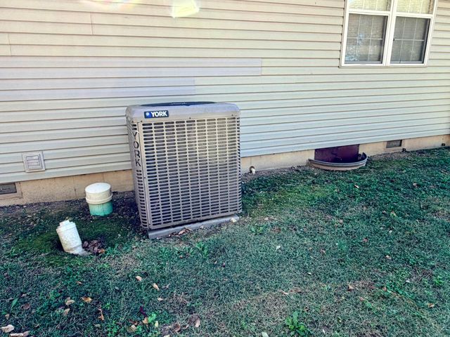 15908 Lawrence 2215, Verona, MO 65769