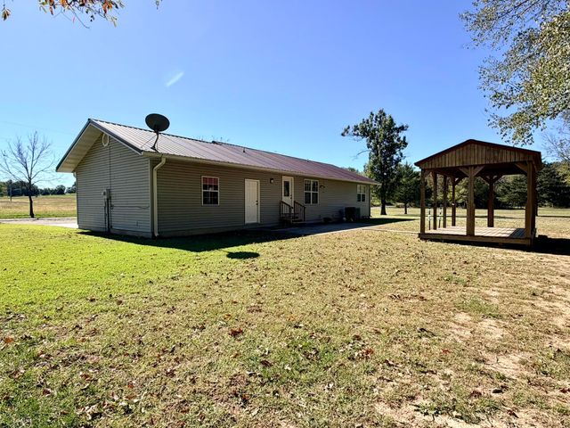 15908 Lawrence 2215, Verona, MO 65769