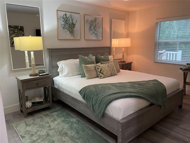 1920 MORRILL STREET Pineapple, Sarasota, FL 34236