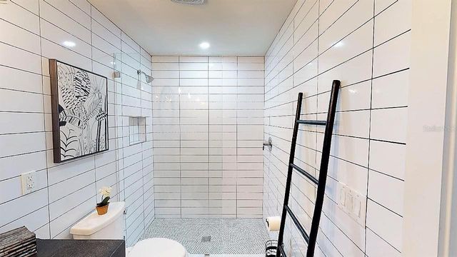 1920 MORRILL STREET Pineapple, Sarasota, FL 34236