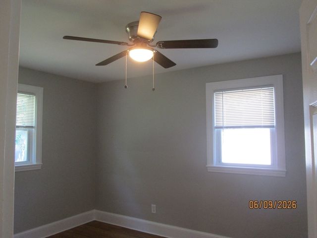 535 Shirley Ave, Somerset, MA 02725