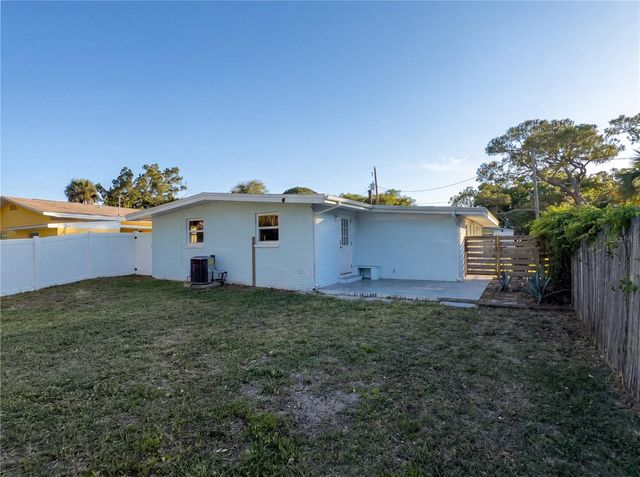 911 NEW YORK STREET, Edgewater, FL 32132