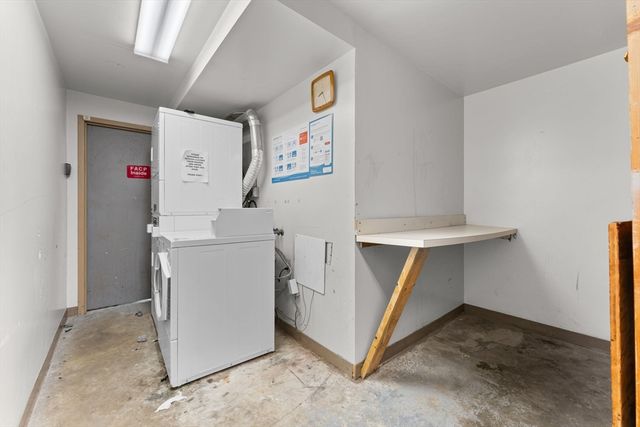 35 Eagle Ave 7, Brockton, MA 02301