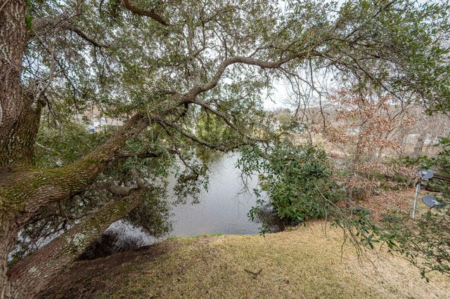 8483 Yadkin Circle Apt L, North Charleston, SC 29406