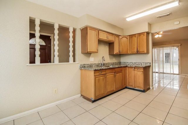 2007 Deerhurst Lane, Houston, TX 77088