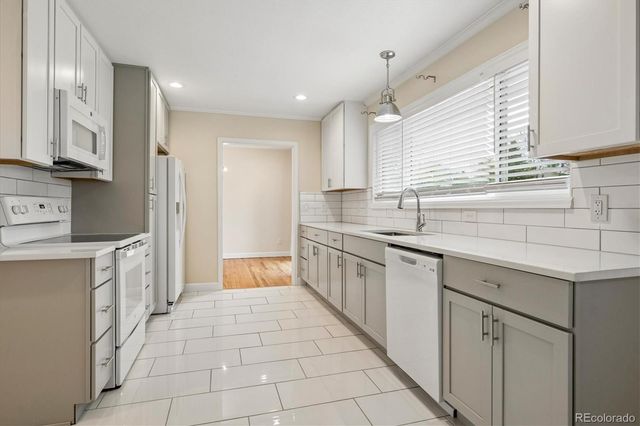 10894 E Wesley Avenue, Aurora, CO 80014