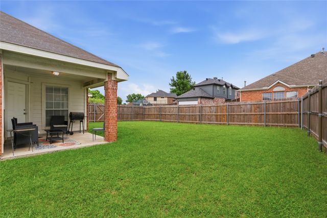 1700 Wylie Creek Drive, Desoto, TX 75115