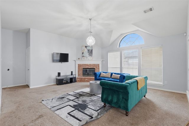 1700 Wylie Creek Drive, Desoto, TX 75115
