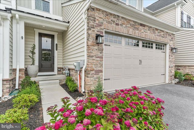 235 W PONDS EDGE DR, Media, PA 19063