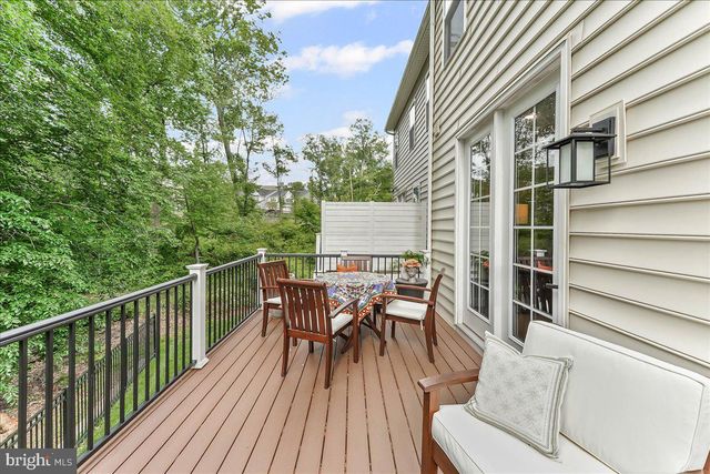 235 W PONDS EDGE DR, Media, PA 19063