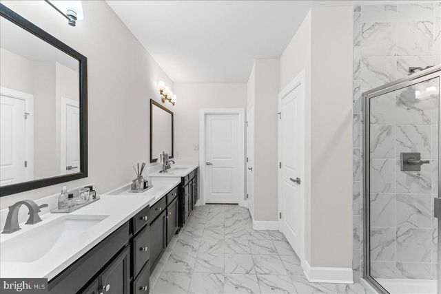 235 W PONDS EDGE DR, Media, PA 19063