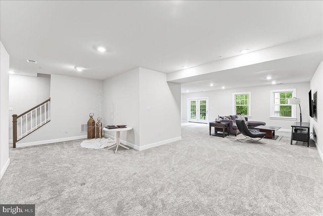 235 W PONDS EDGE DR, Media, PA 19063