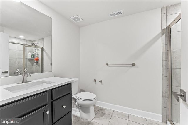 235 W PONDS EDGE DR, Media, PA 19063