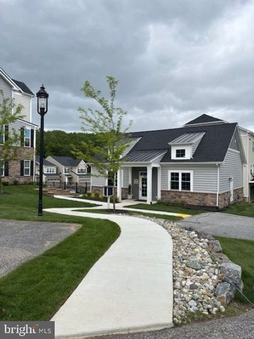 235 W PONDS EDGE DR, Media, PA 19063