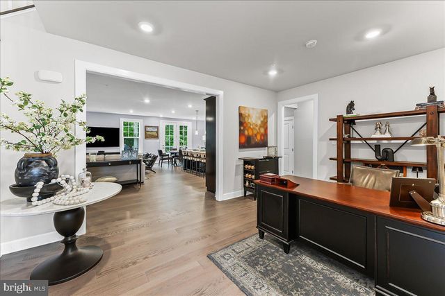 235 W PONDS EDGE DR, Media, PA 19063