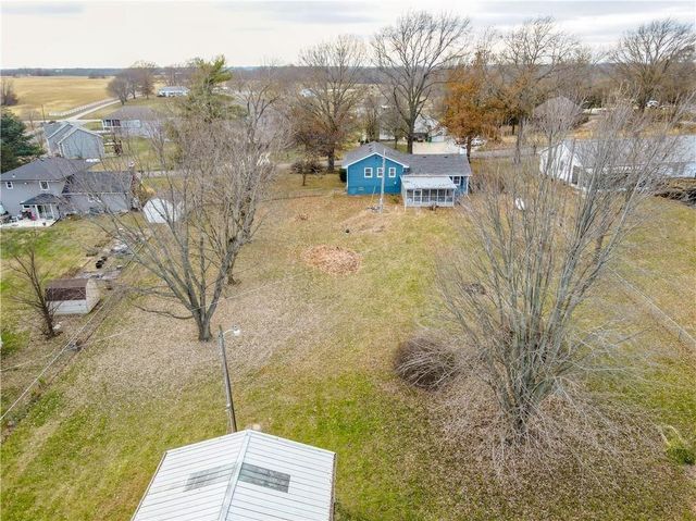 14655 Gale Road, Smithville, MO 64089