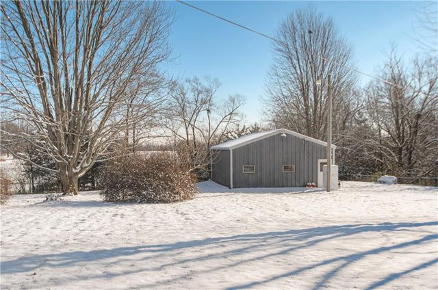 14655 Gale Road, Smithville, MO 64089