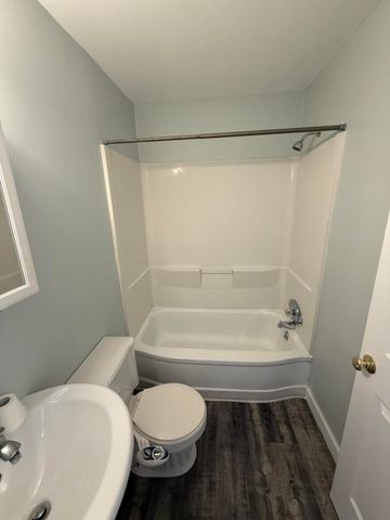 633 Bagley Avenue, Ypsilanti Twp, MI 48198