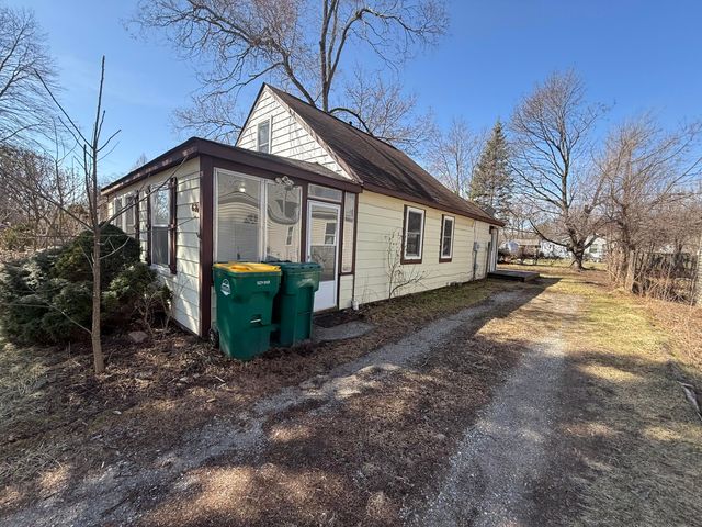 633 Bagley Avenue, Ypsilanti Twp, MI 48198