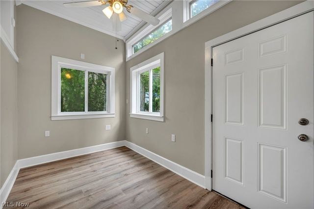 825 Dan Street, Akron, OH 44310