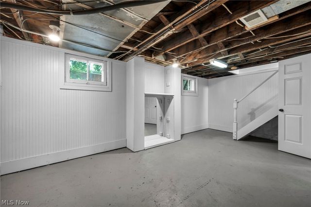 825 Dan Street, Akron, OH 44310