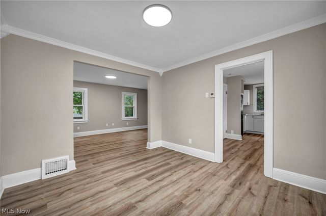 825 Dan Street, Akron, OH 44310