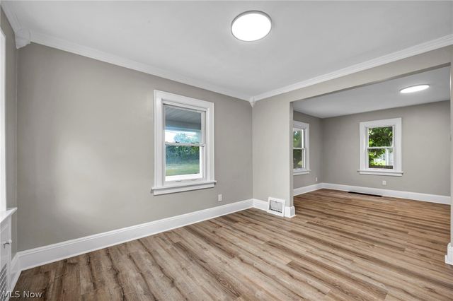 825 Dan Street, Akron, OH 44310