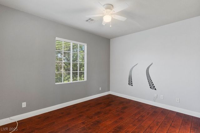 10127 Clifton Forge Avenue, Las Vegas, NV 89148