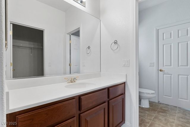 10127 Clifton Forge Avenue, Las Vegas, NV 89148