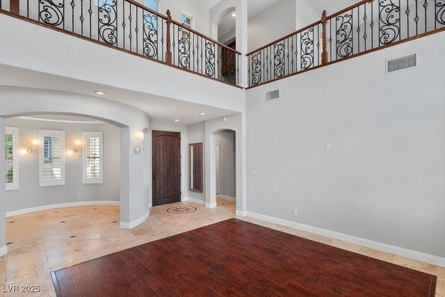 10127 Clifton Forge Avenue, Las Vegas, NV 89148