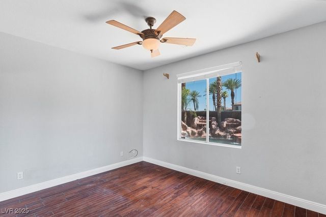 10127 Clifton Forge Avenue, Las Vegas, NV 89148