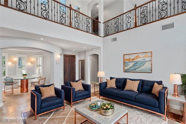 10127 Clifton Forge Avenue, Las Vegas, NV 89148