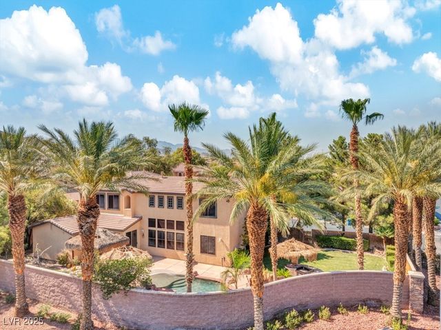 10127 Clifton Forge Avenue, Las Vegas, NV 89148