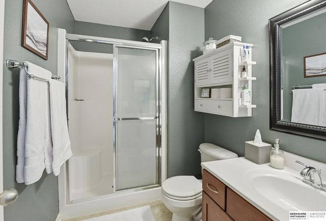 19506 X Street, Omaha, NE 68135