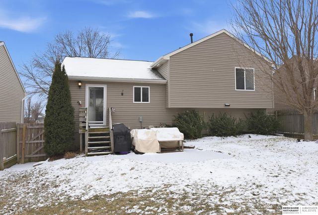 19506 X Street, Omaha, NE 68135