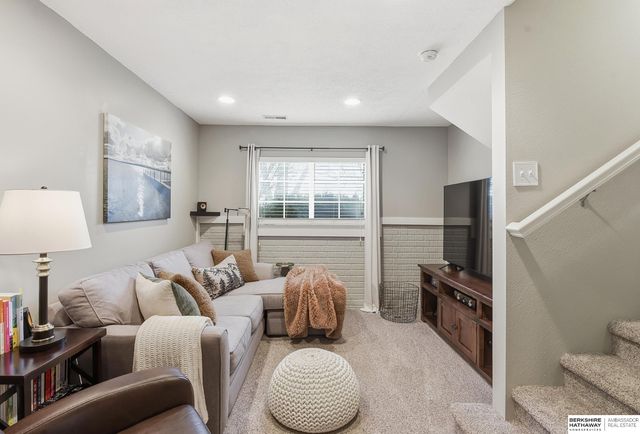 19506 X Street, Omaha, NE 68135