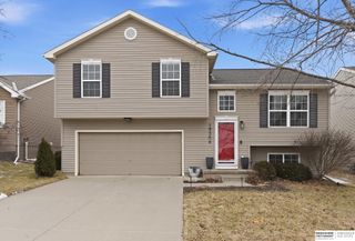 19506 X Street, Omaha, NE 68135
