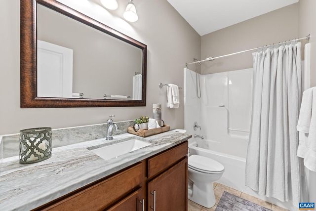 527 HANCOCK DR, Ruckersville, VA 22968