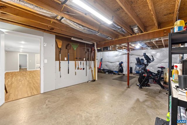 527 HANCOCK DR, Ruckersville, VA 22968