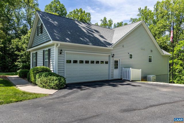 527 HANCOCK DR, Ruckersville, VA 22968