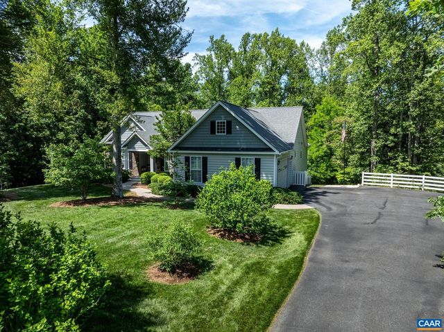 527 HANCOCK DR, Ruckersville, VA 22968