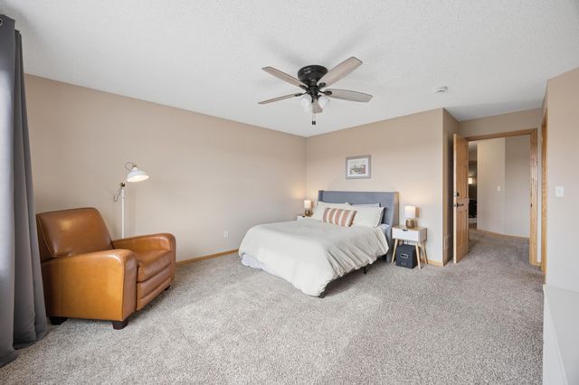 191 Larpenteur Avenue E A, Maplewood, MN 55117