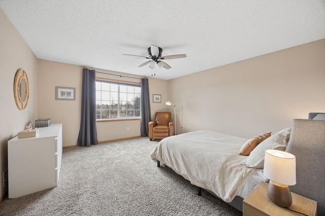 191 Larpenteur Avenue E A, Maplewood, MN 55117